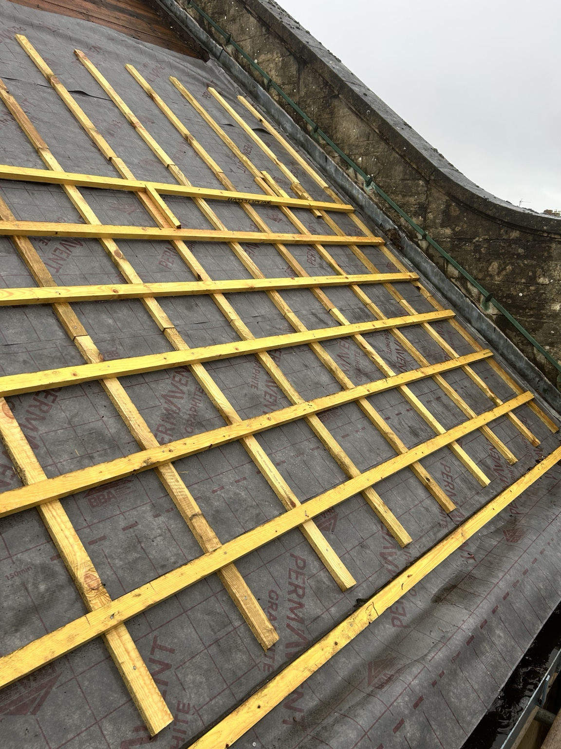 Roof membrane with new battens